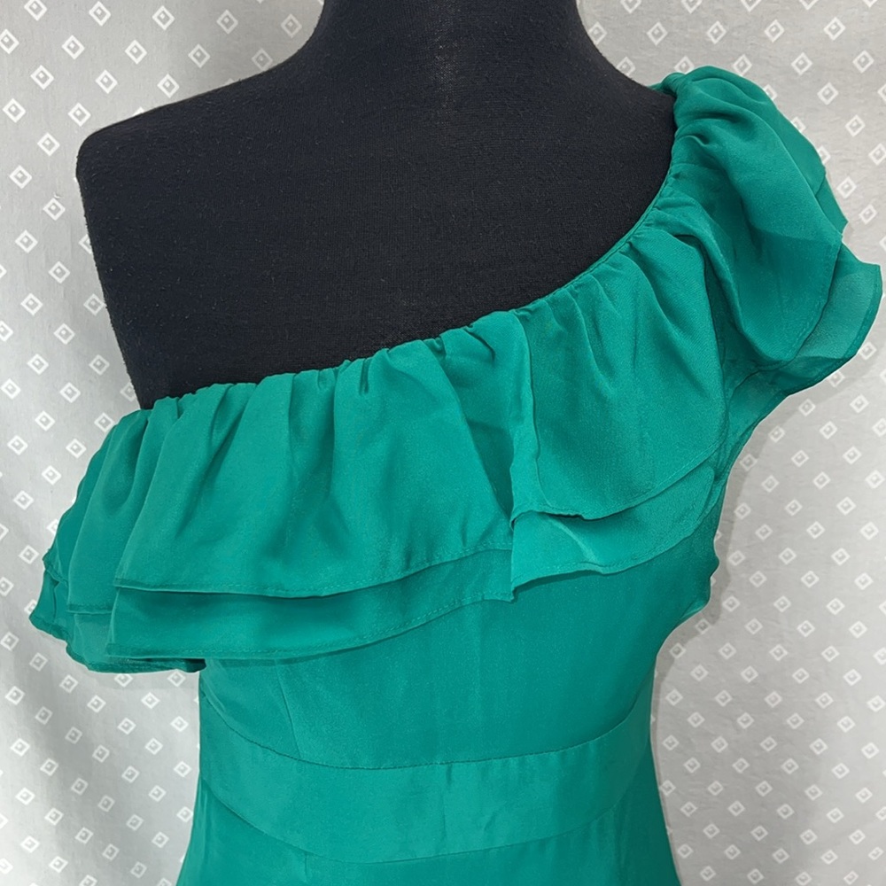 NWT Green Ruffle Dress - Picture 3 of 6